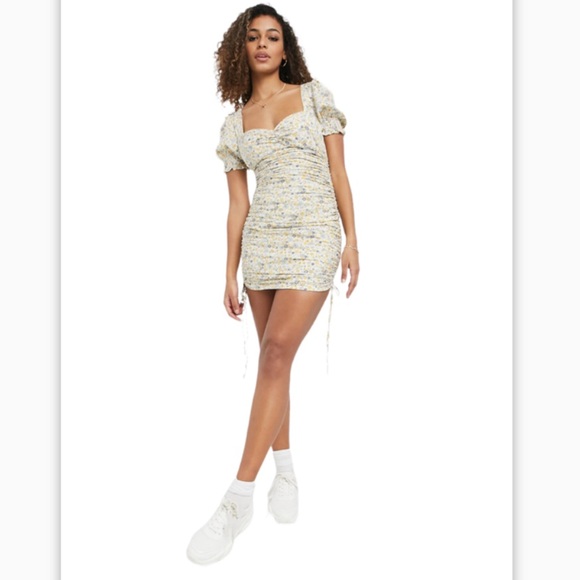 NEW BARDOT Ruched Floral Minidress